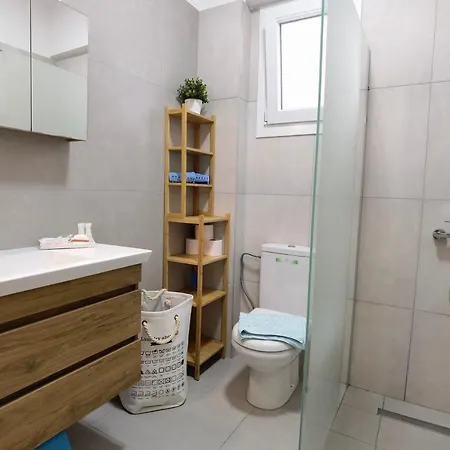 Lagonisi Apartman *